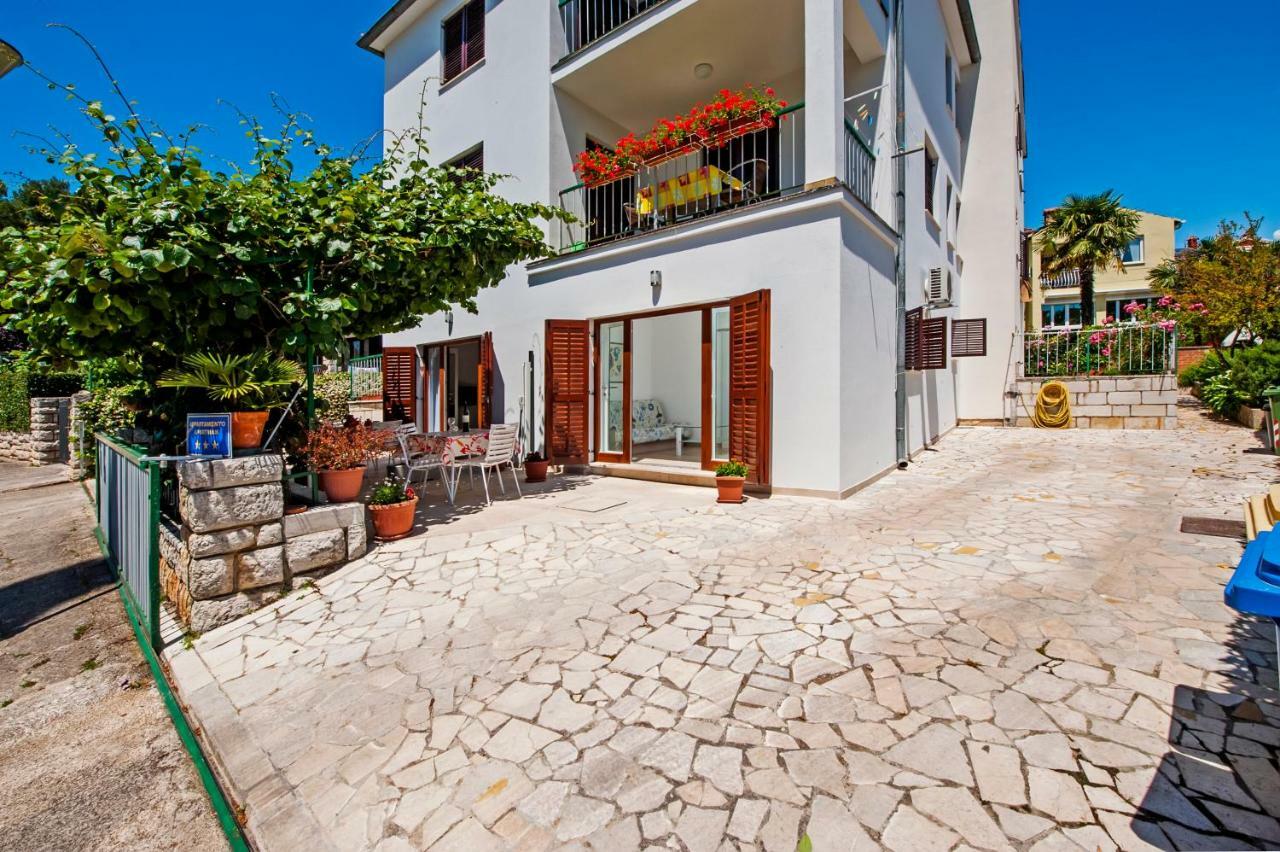 Molo Grande Apartman *